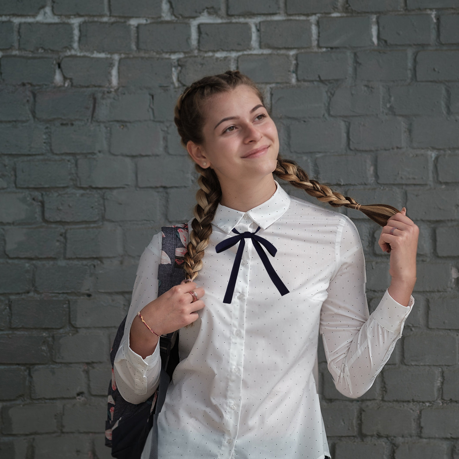 قطعتان من ربطة العنق النسائية  - مراجعة Bow Tie Pre Tied وسعره